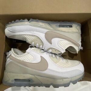 Air Max Terrascape 90 ‘White Light Iron Ore’